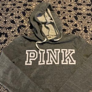 Hooded pullover sweatshirt